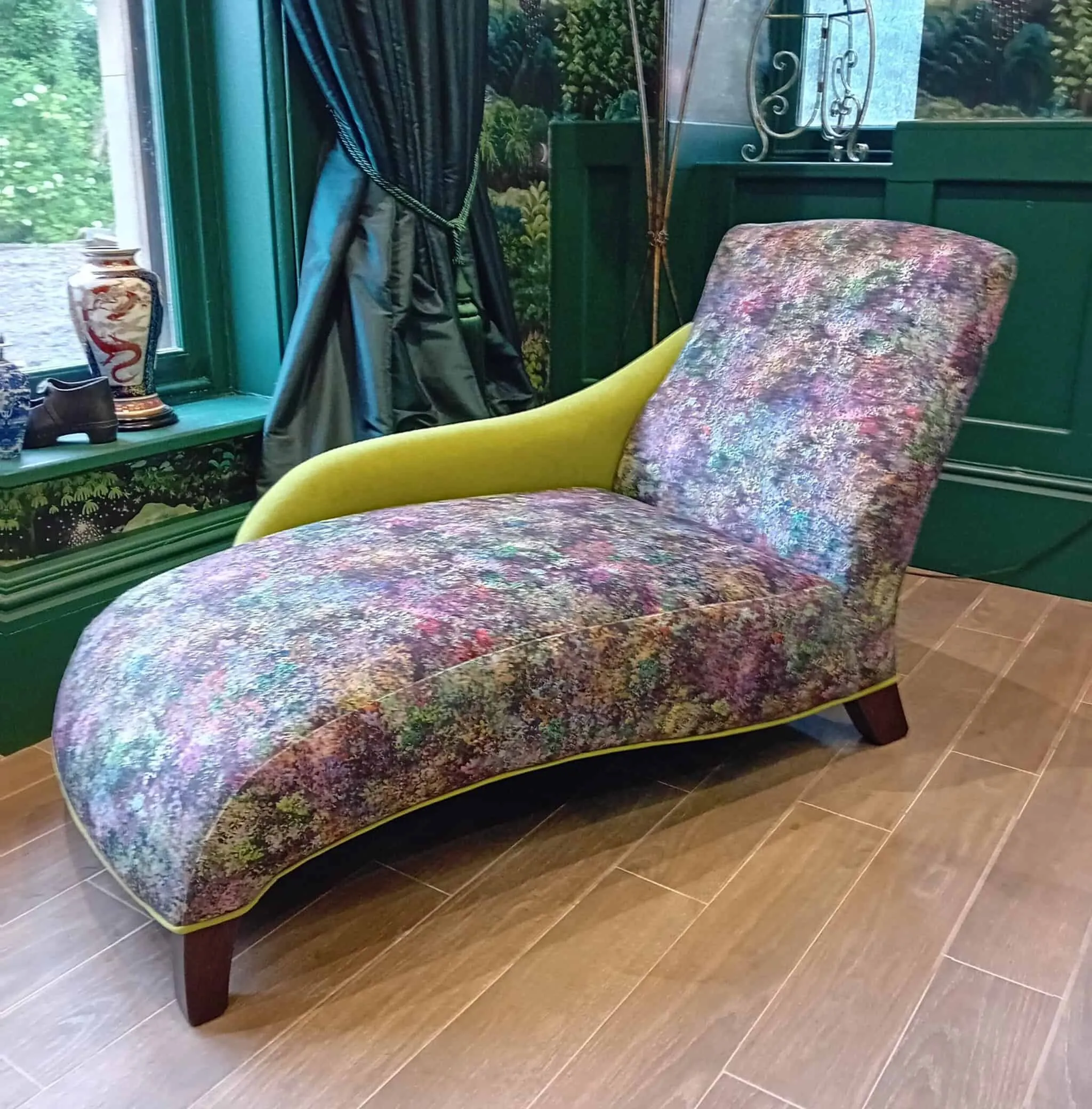 Chaise longue, after